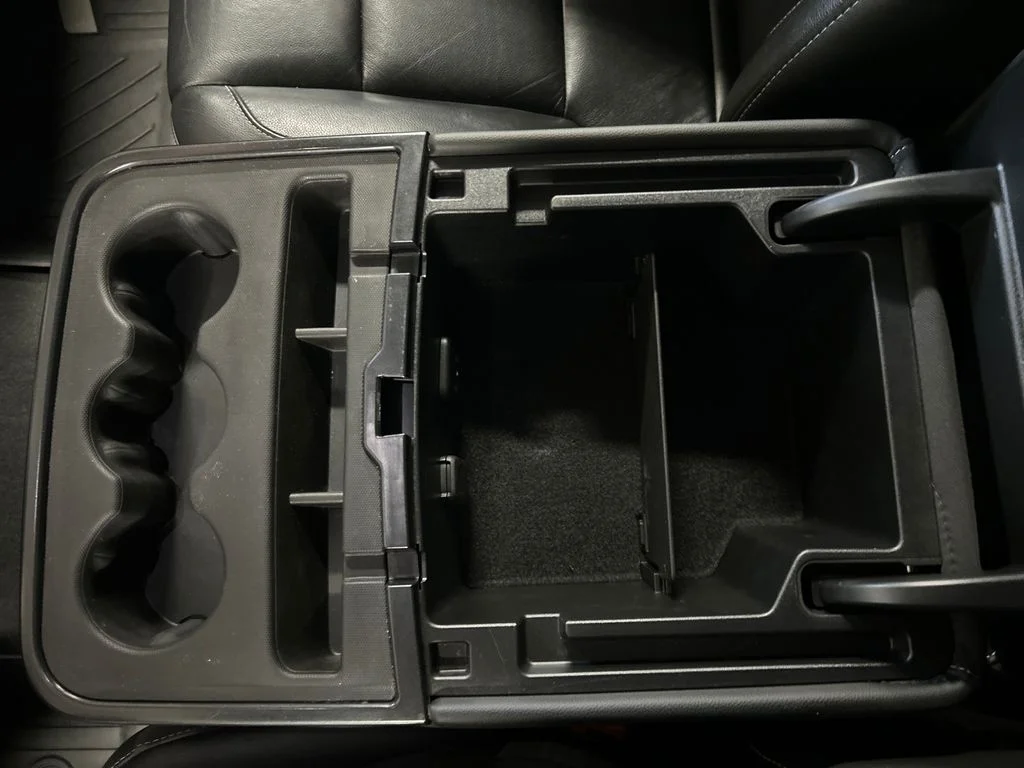 Used 2018 Silver GMC SLT image 28