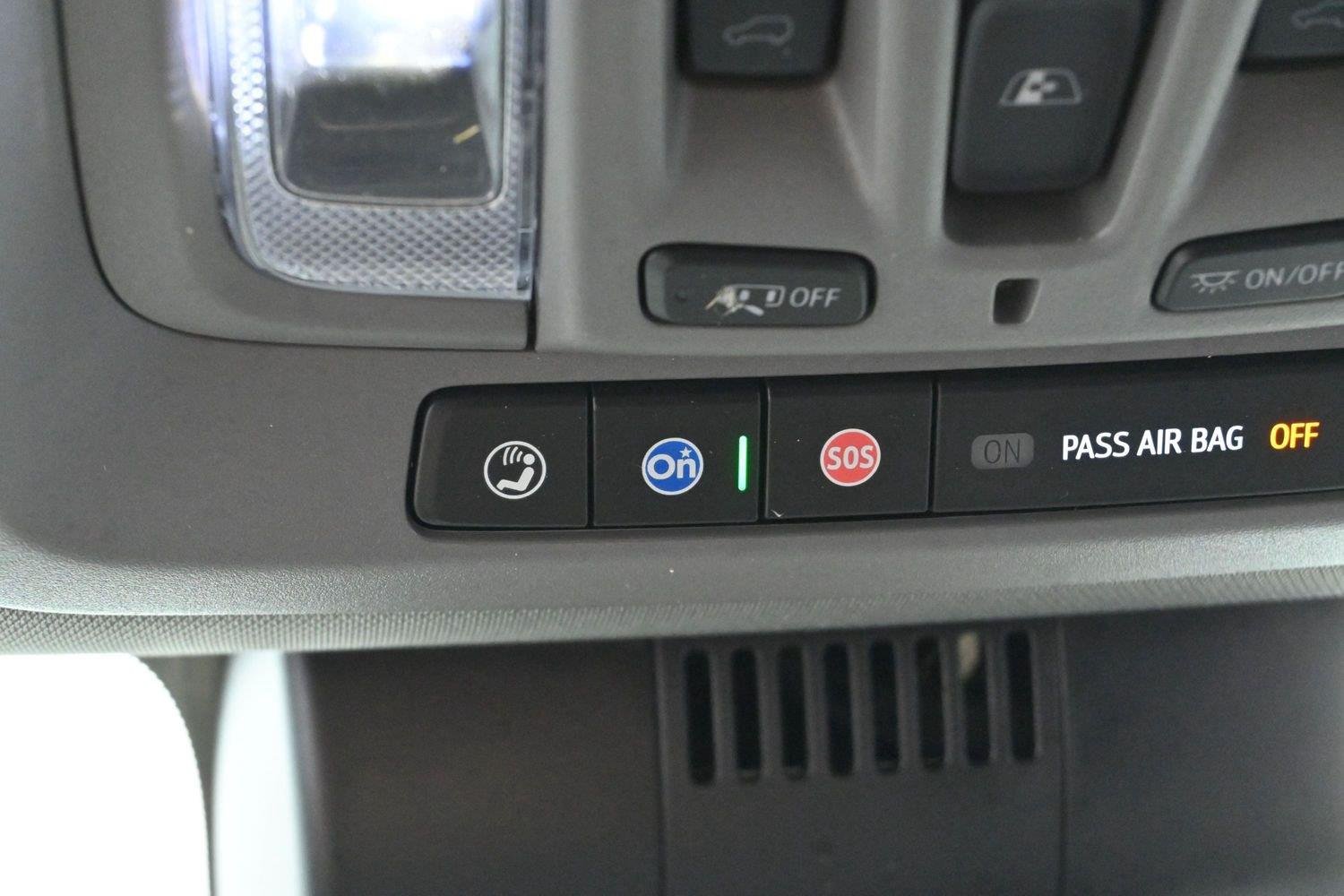 Used 2023 White Frost Tricoat GMC SLT image 26