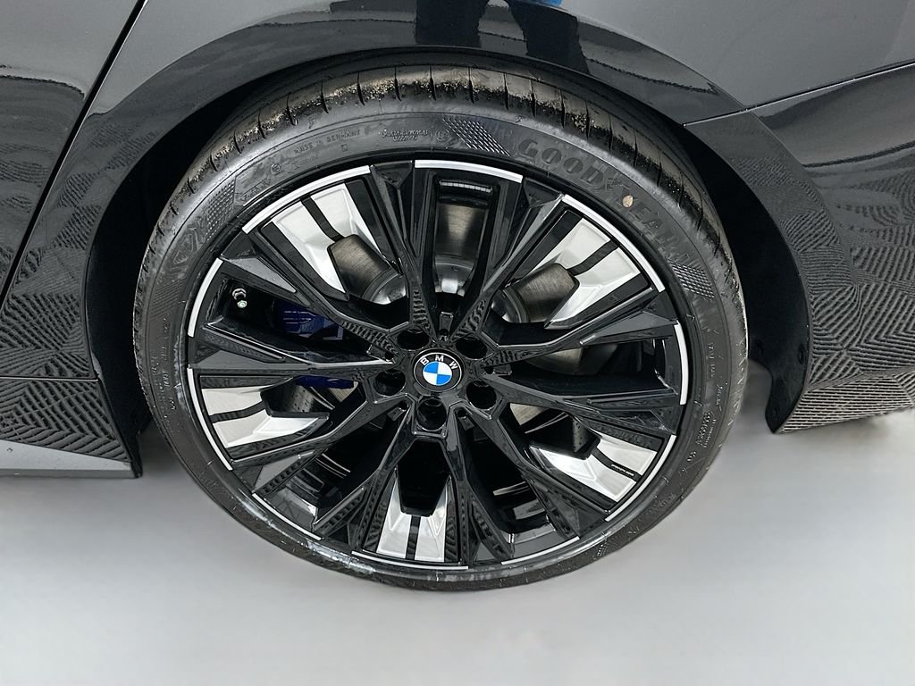 New 2026 Black Sapphire Metallic BMW M440i Gran Coupe image 23