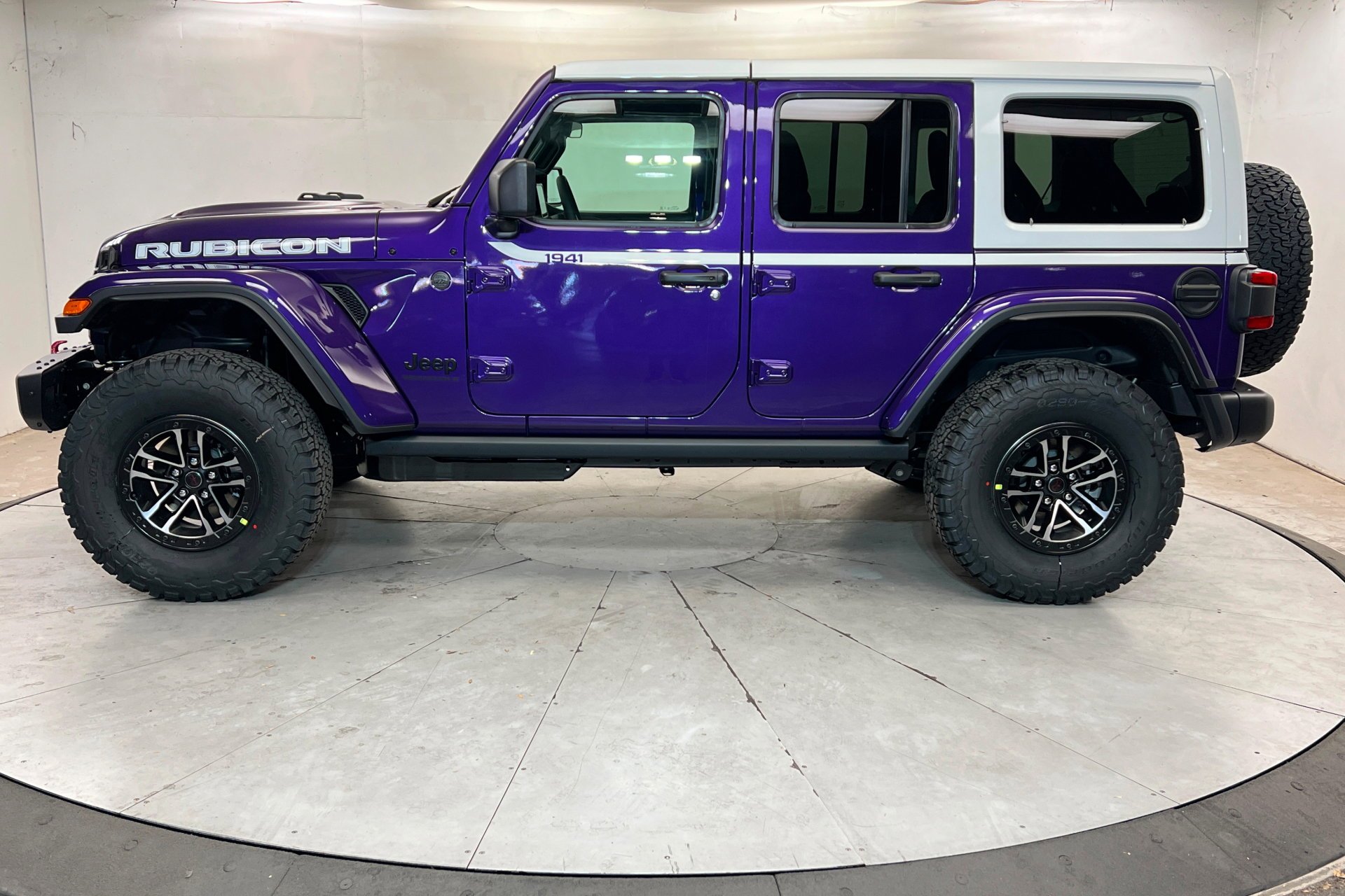 New 2026 Reign Exterior Paint Jeep Rubicon image 2