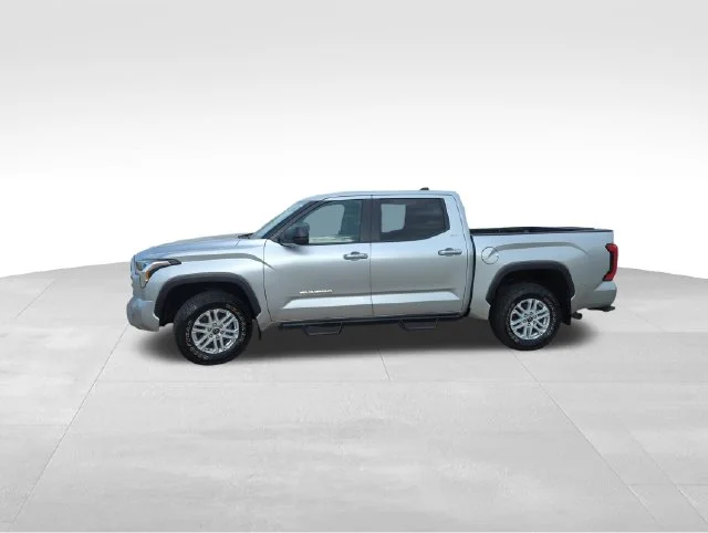 Used 2024 Silver Toyota SR5 image 3