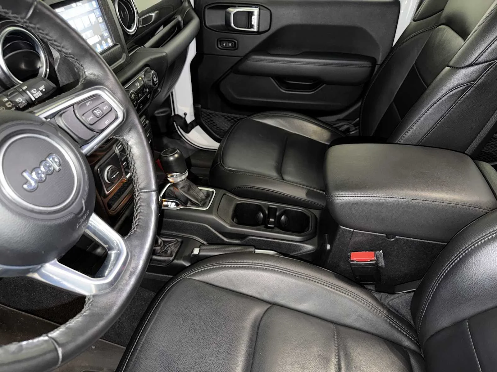 Used 2021 Bright White Clearcoat Jeep Unlimited Sahara Altitude image 19