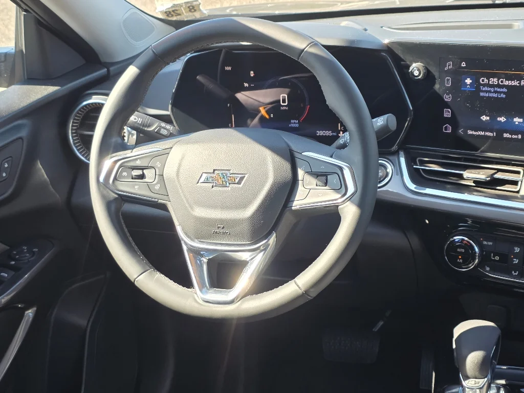 2024 Chevrolet Trax Activ - Photo 24
