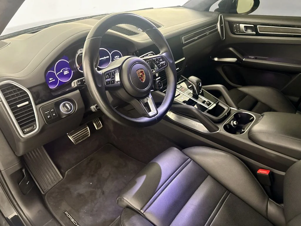 Used 2023 Black Porsche Turbo image 9