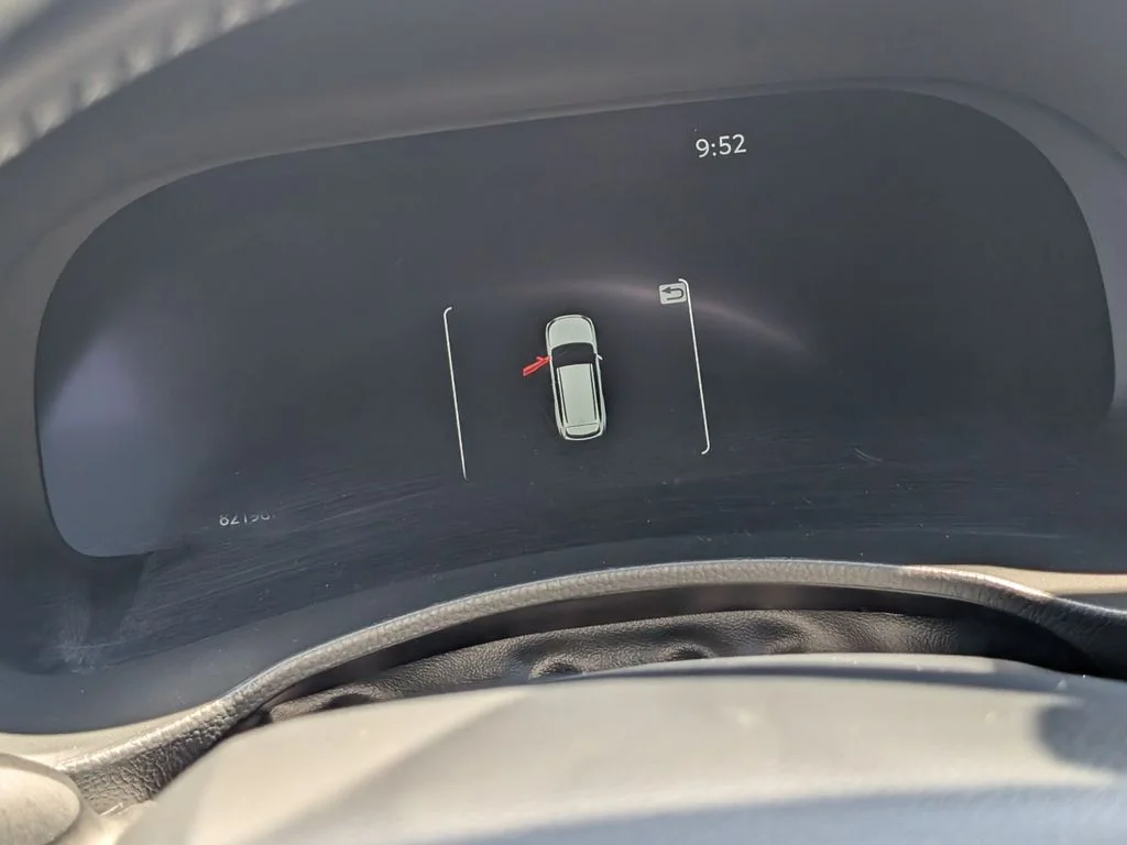 Used 2023  Toyota Limited image 16