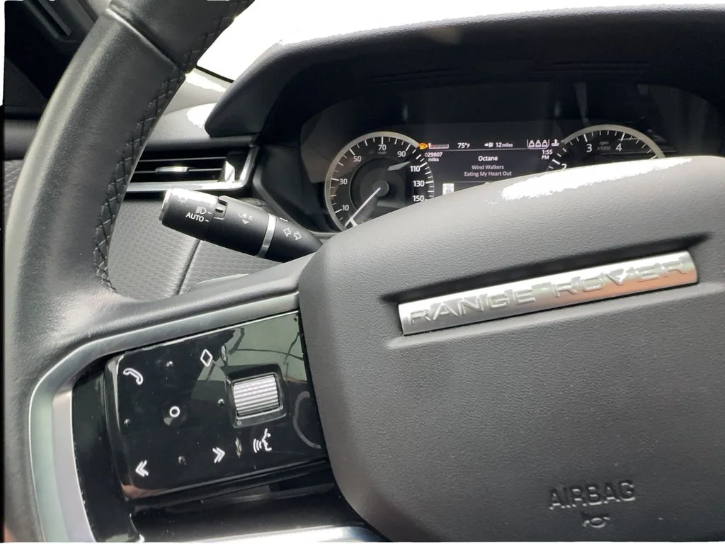 Used 2023 Gray Land Rover R-Dynamic S image 40