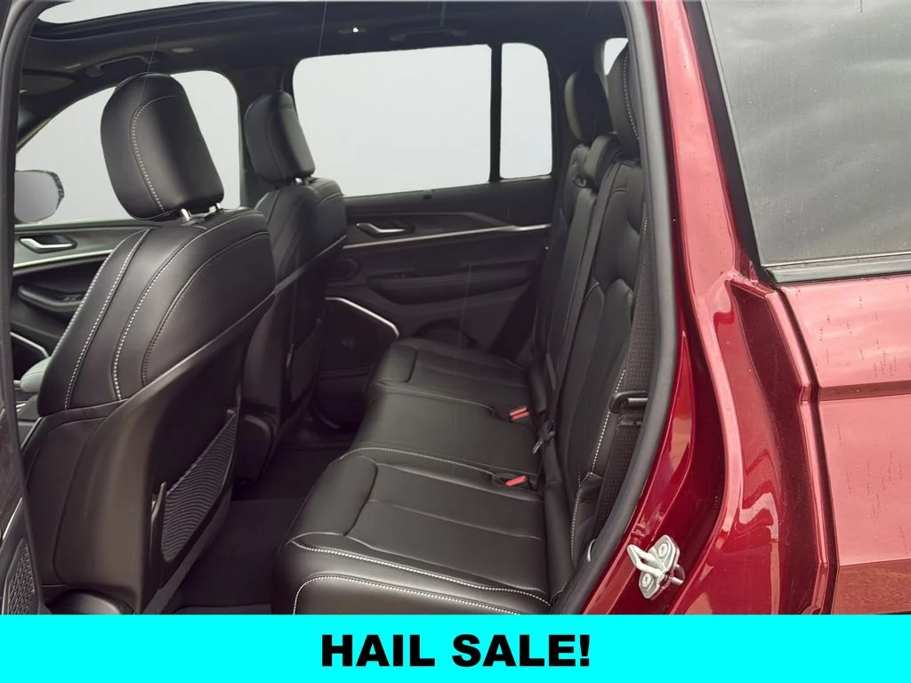 New 2025 Velvet Red Pearl-Coat Exterior Paint Jeep Limited image 17