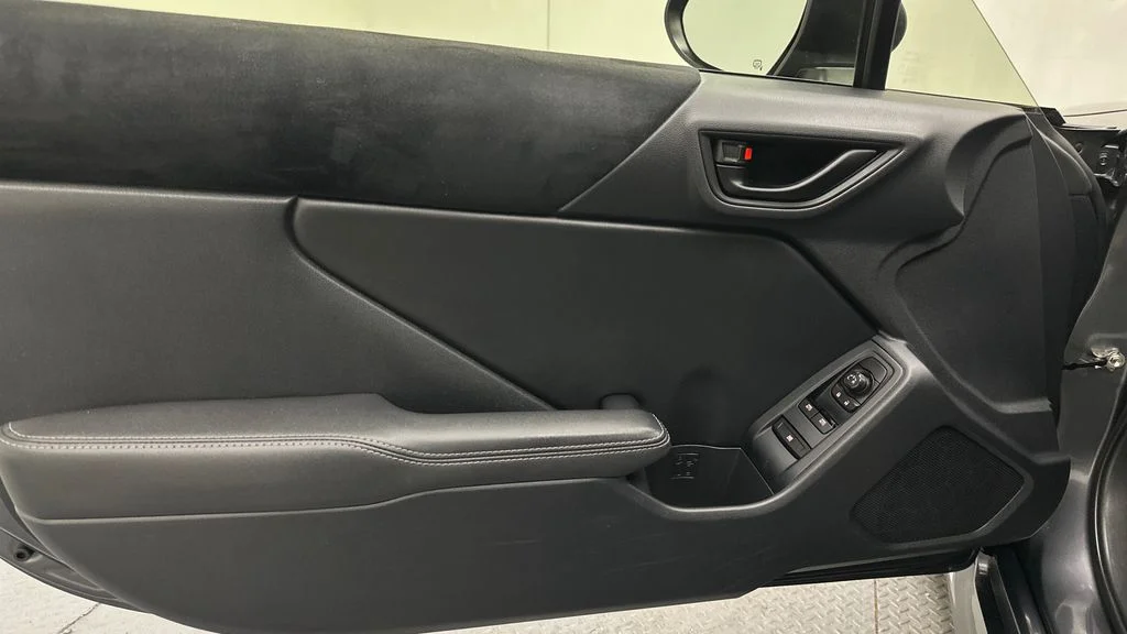 Used 2022  Toyota Premium image 16