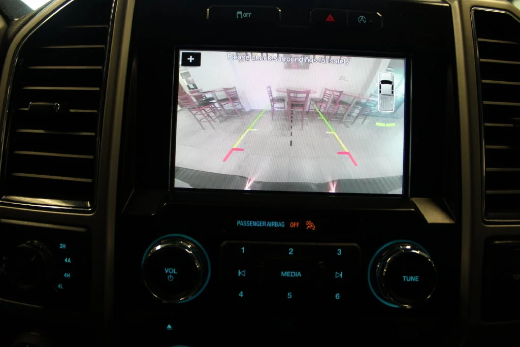 Used 2018 Shadow Black Ford Lariat image 33