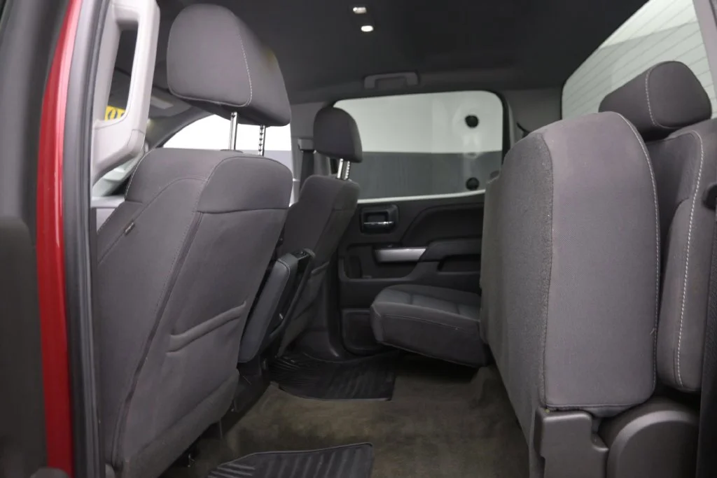 Used 2018 Red Chevrolet LT image 12