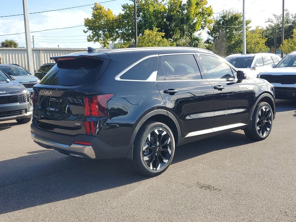2026 Kia Sorento EX - Photo 6
