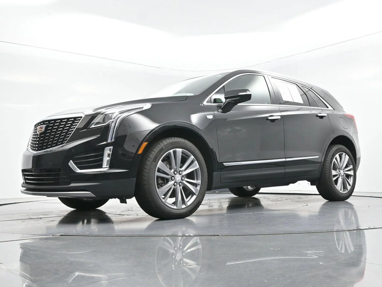 Used 2025 Stellar Black Metallic Cadillac Premium Luxury image 48