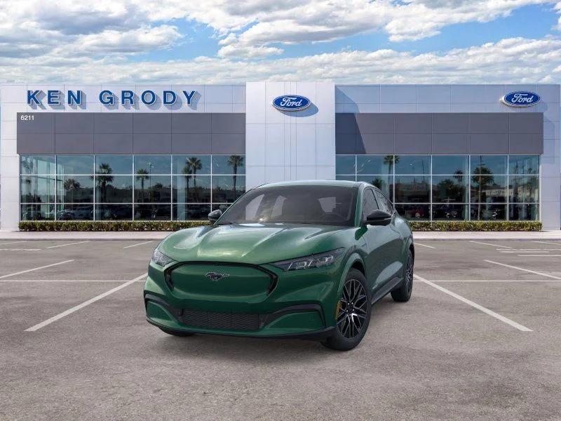 New 2026 Eruption Green Metallic Ford Premium image 3