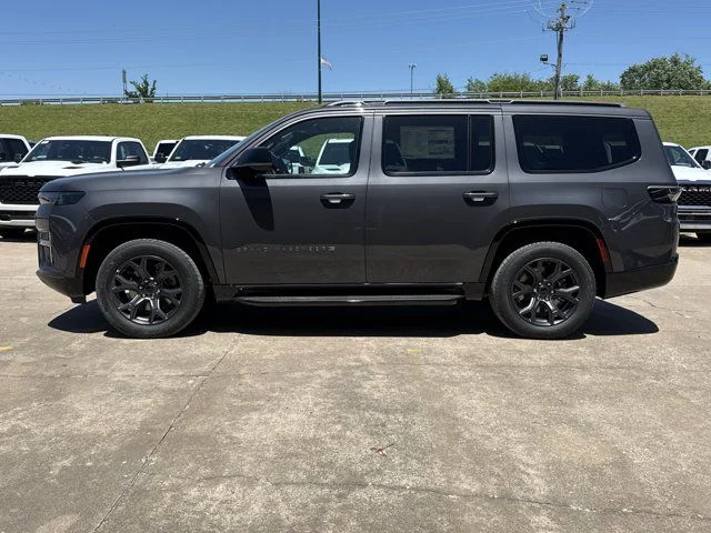 New 2026 Baltic-Gray Metallic Clear-Coat Exterior Paint Jeep Limited Altitude image 11