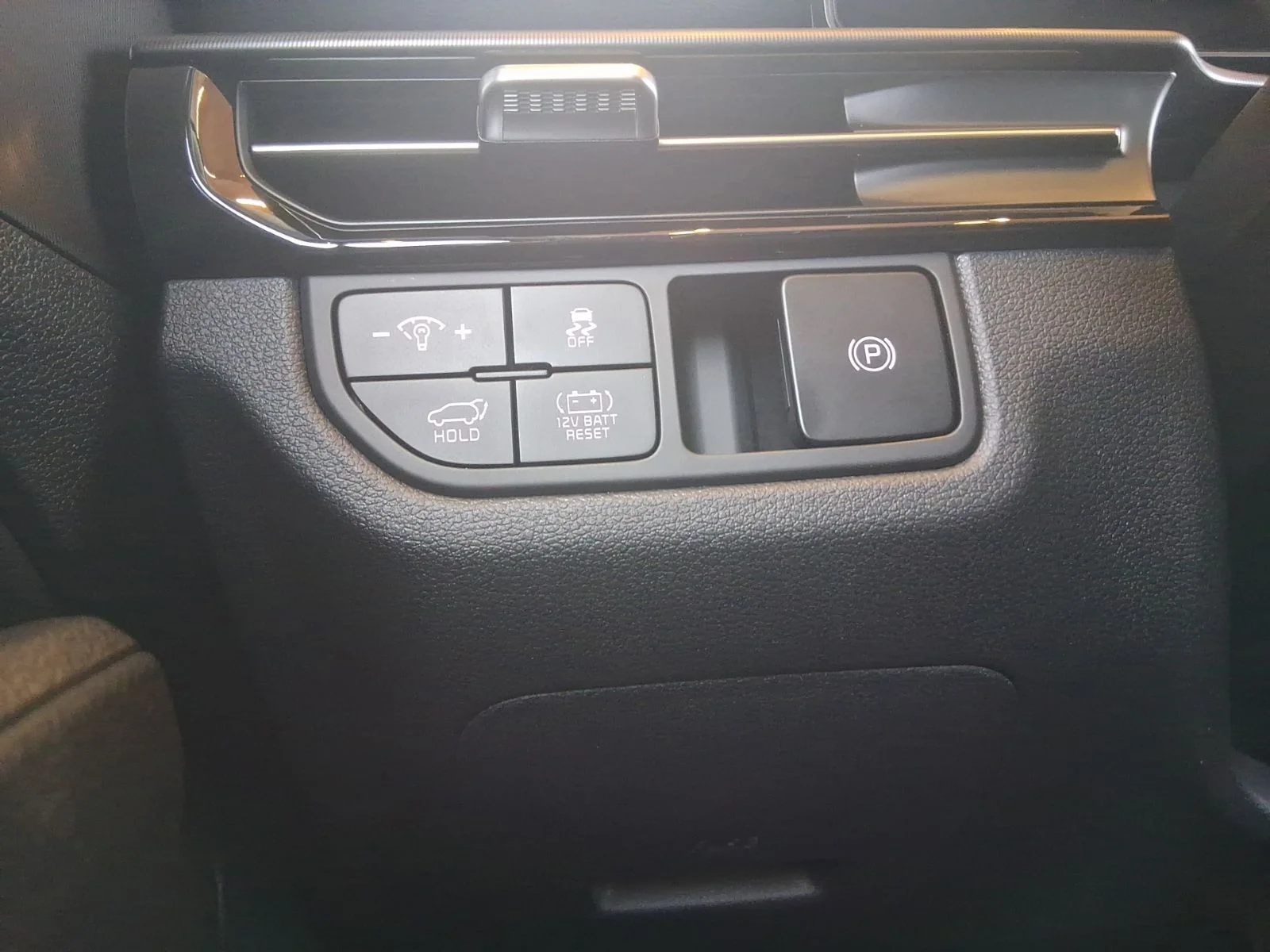 New 2026 Gray Kia EX image 14