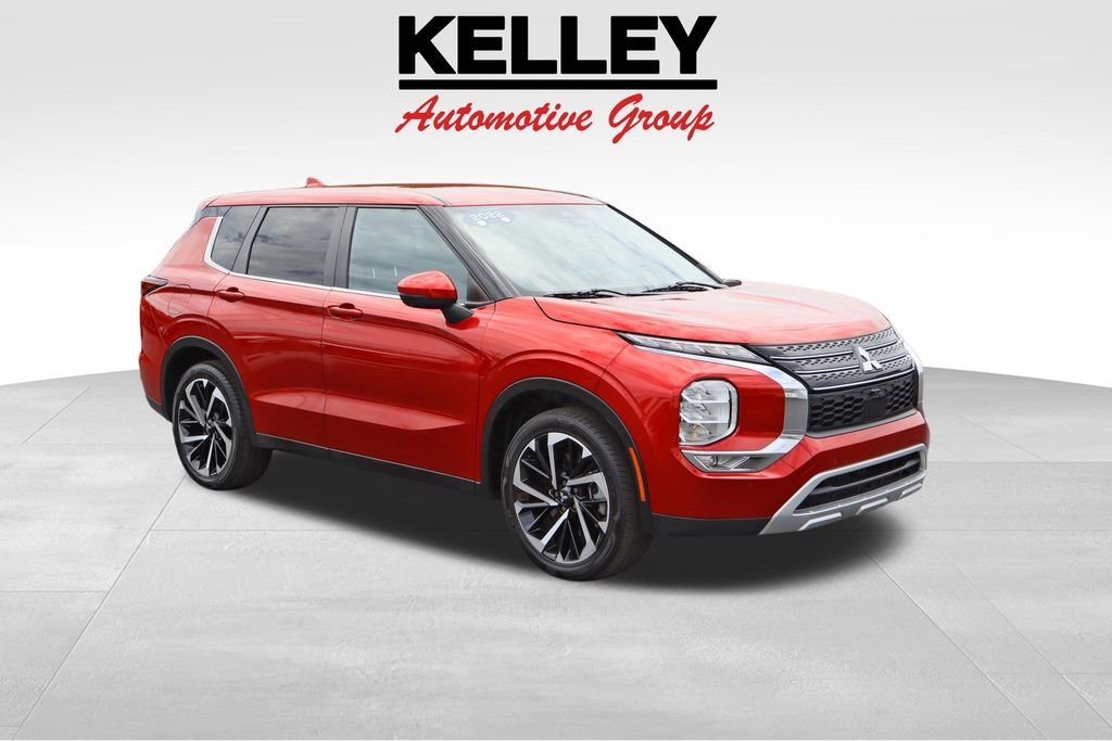 2022 Mitsubishi Outlander SE FWD's photo