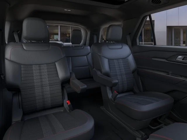 New 2026 Space White Metallic Ford ST-Line image 42