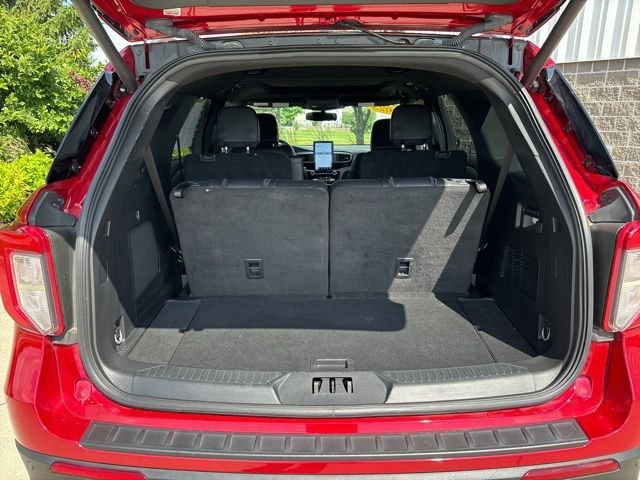 2023 Ford Explorer ST - Photo 12