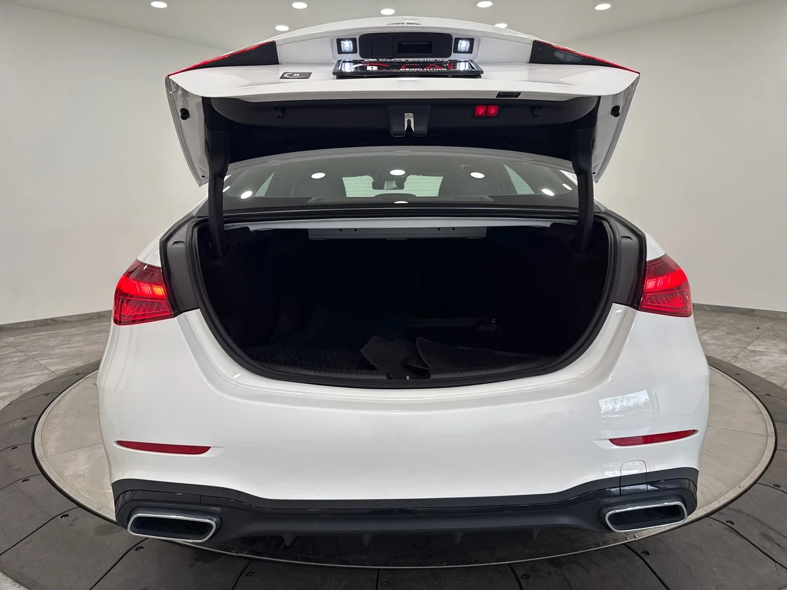 Used 2023 Polar White Mercedes-Benz C 300 4MATIC® SEDAN image 39