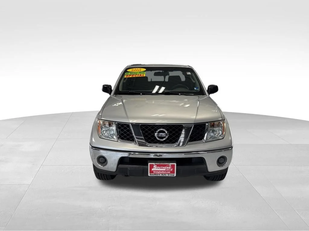 Used 2007 Silver Nissan SE image 9