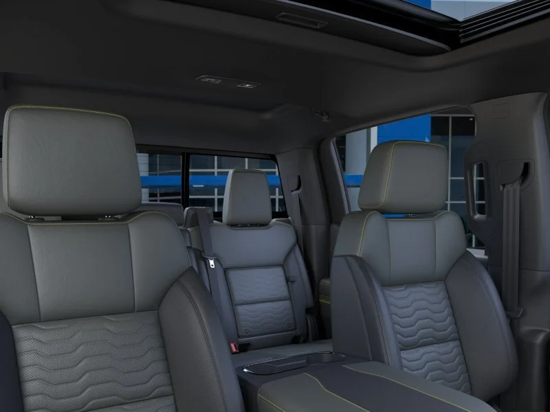 New 2026 Summit White Chevrolet ZR2 image 24