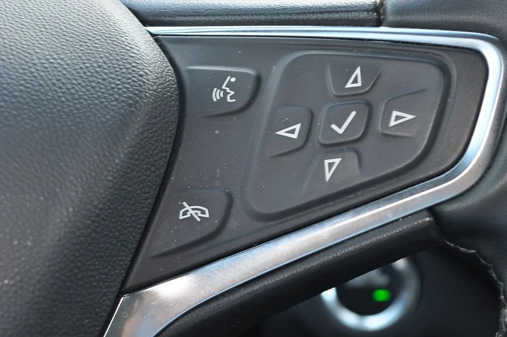 Used 2024 White Chevrolet LT image 26