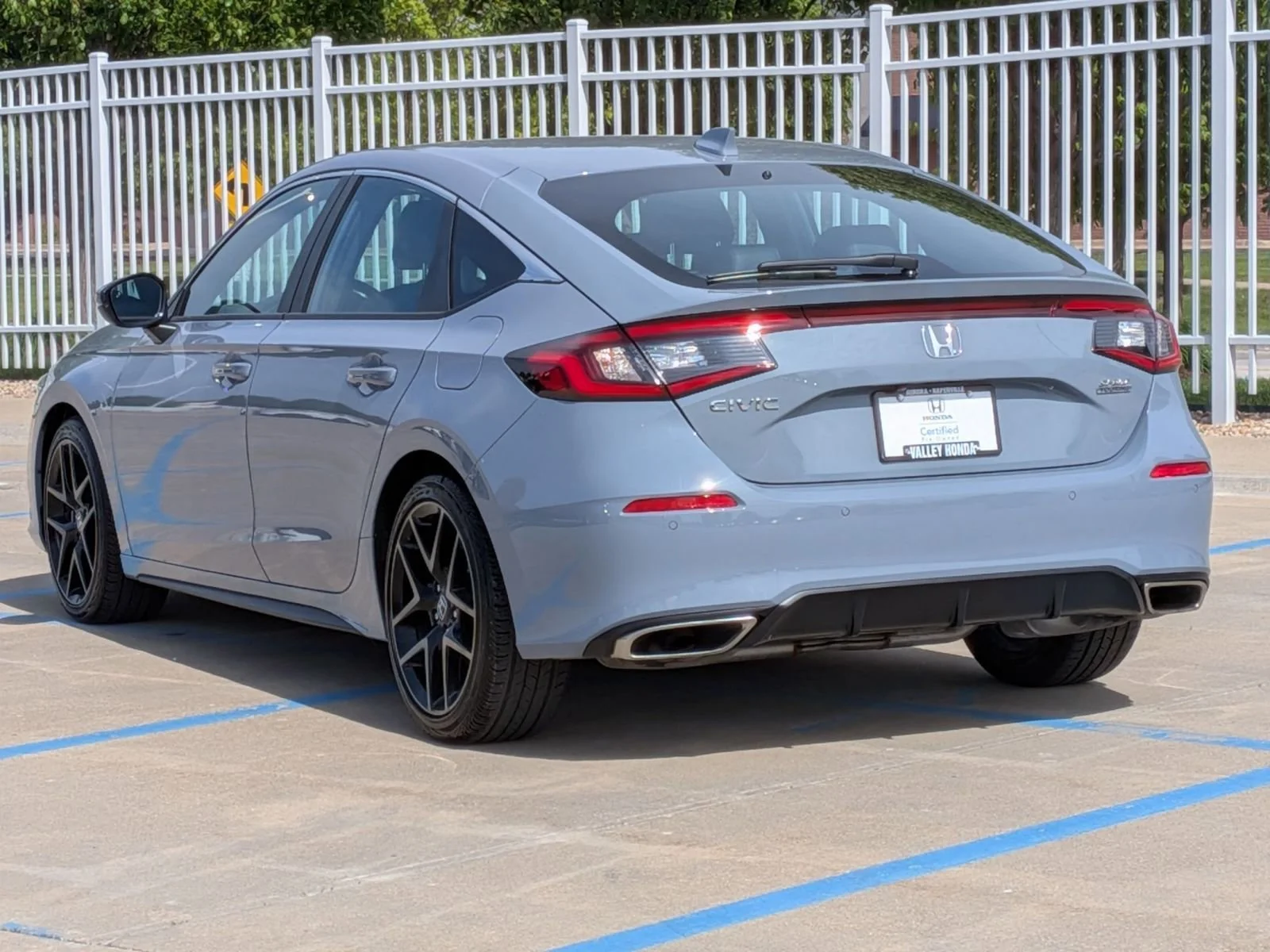 2023 Honda Civic Hatchback Sport Touring - Photo 8
