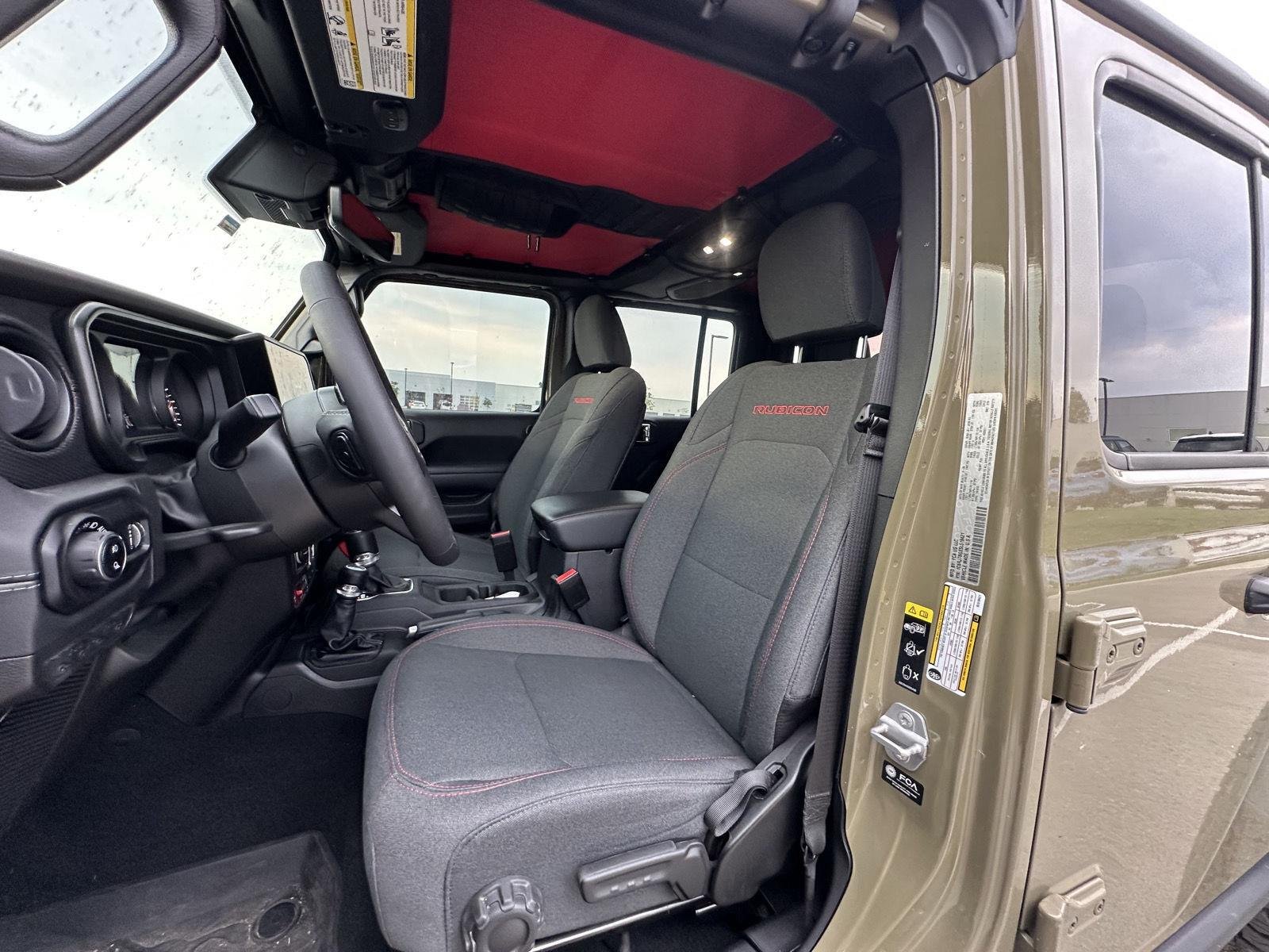 Used 2025 41 Jeep Rubicon image 10