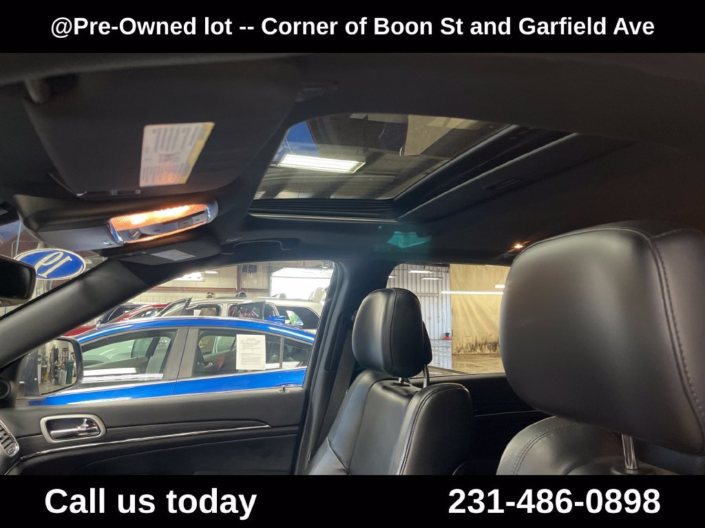 Used 2019 Silver Jeep Limited image 13