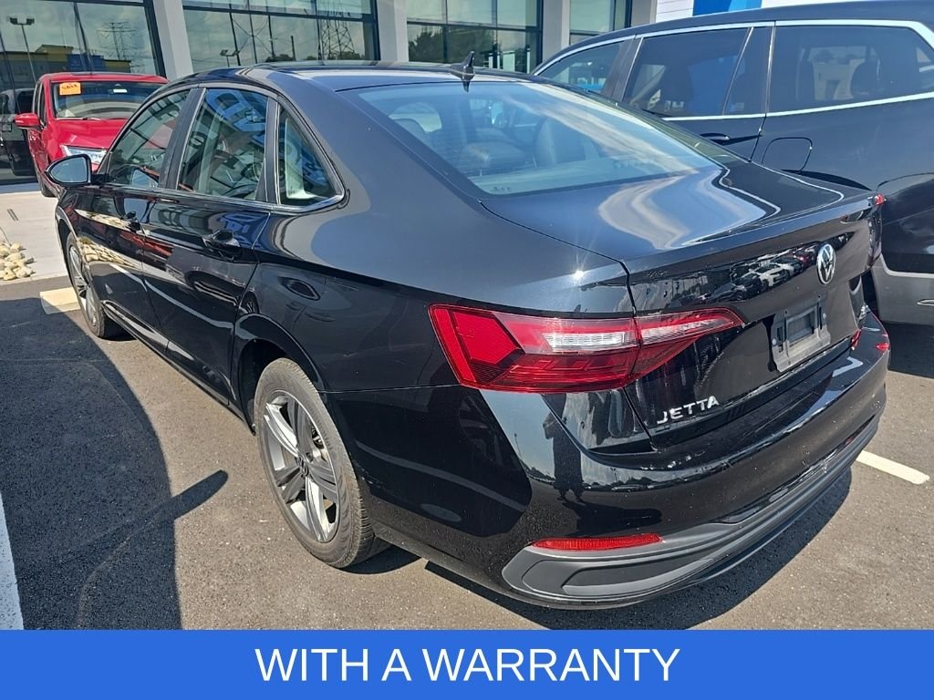 Used 2024 Blue Volkswagen 1.5T SE image 3
