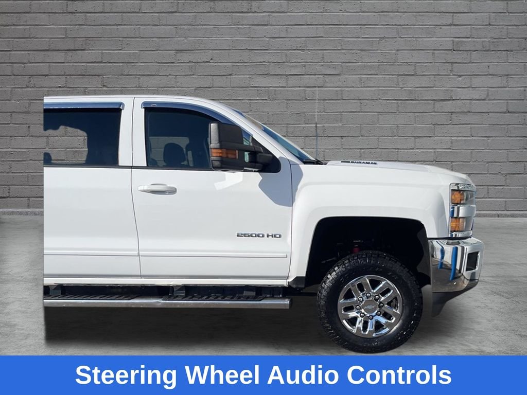 Used 2018 White Chevrolet LT image 11