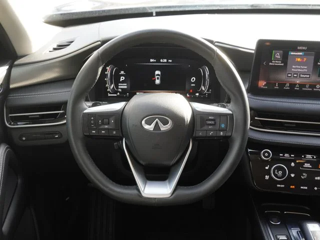 Used 2022 Blue INFINITI LUXE image 18
