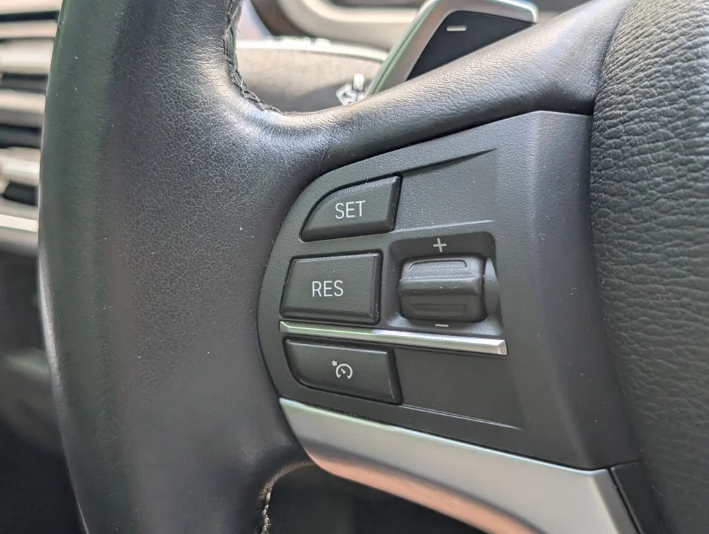 Used 2018 White BMW xDrive35i image 27