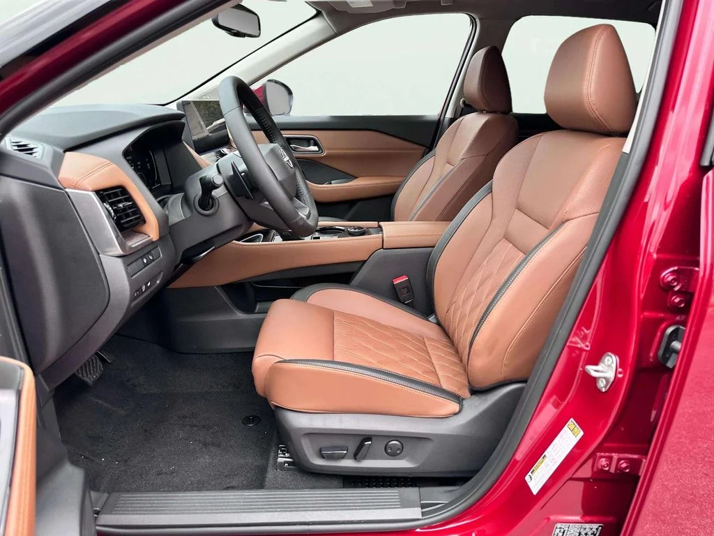 New 2026 Scarlet Ember Tintcoat Nissan Platinum image 13