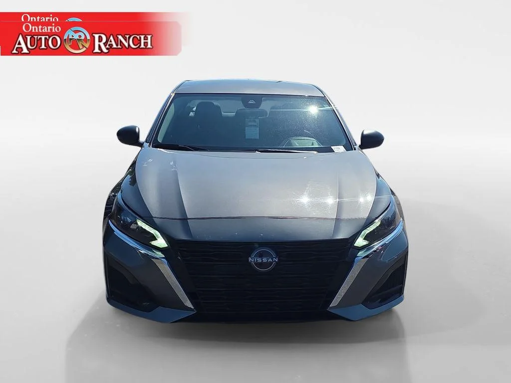 Used 2025 Gun Metallic Nissan SV image 8