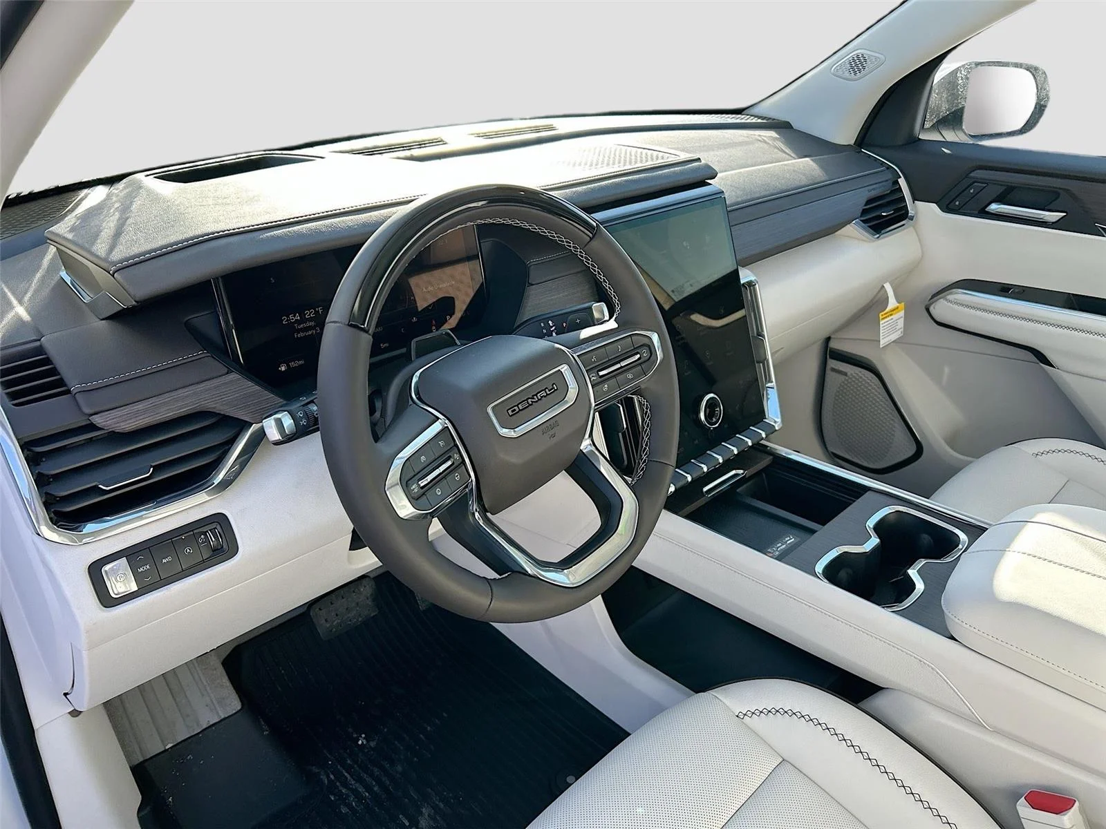 2026 GMC Acadia Denali - Photo 9