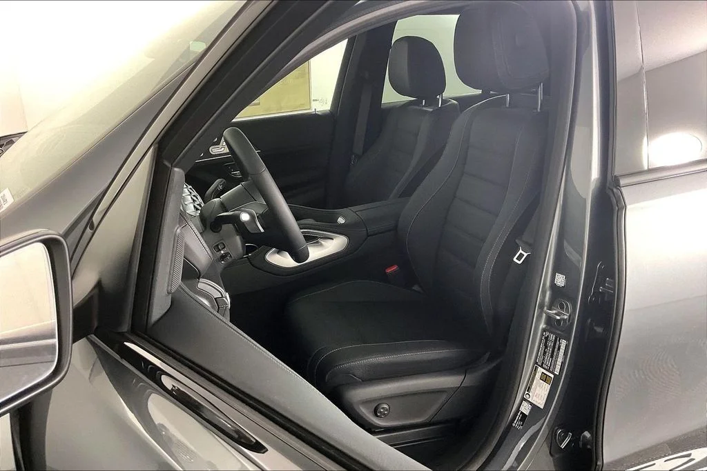 New 2026 Gray Mercedes-Benz GLE 450 image 9