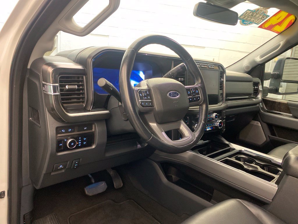 Used 2024 White Ford Lariat image 12
