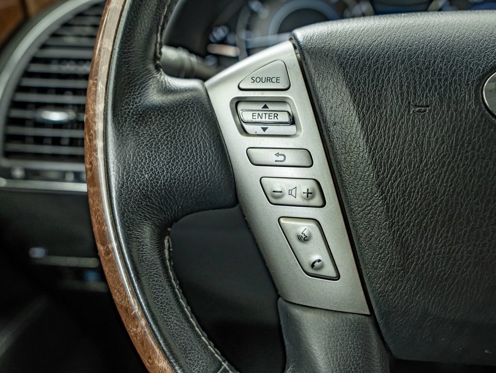 Used 2017 Black Obsidian INFINITI  image 21