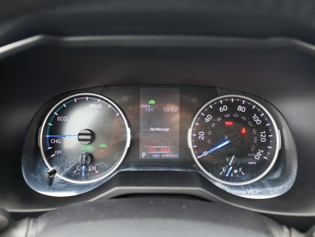 Used 2022 Silver Toyota XLE image 23