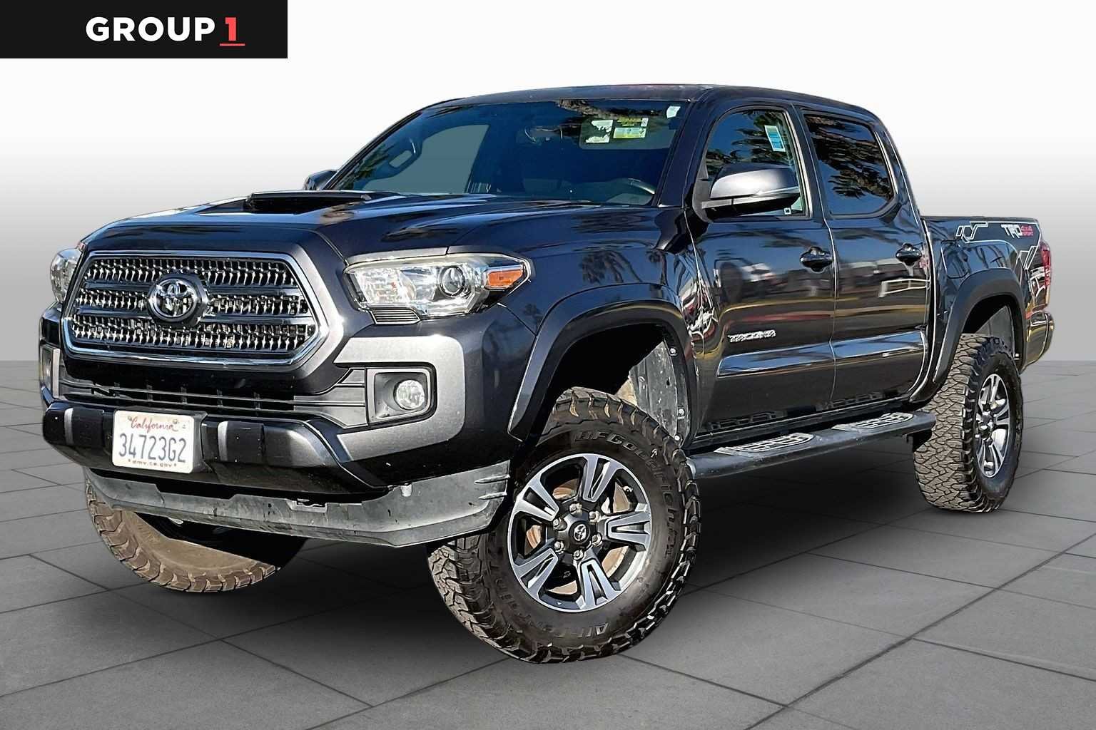 2017 Toyota Tacoma TRD Sport