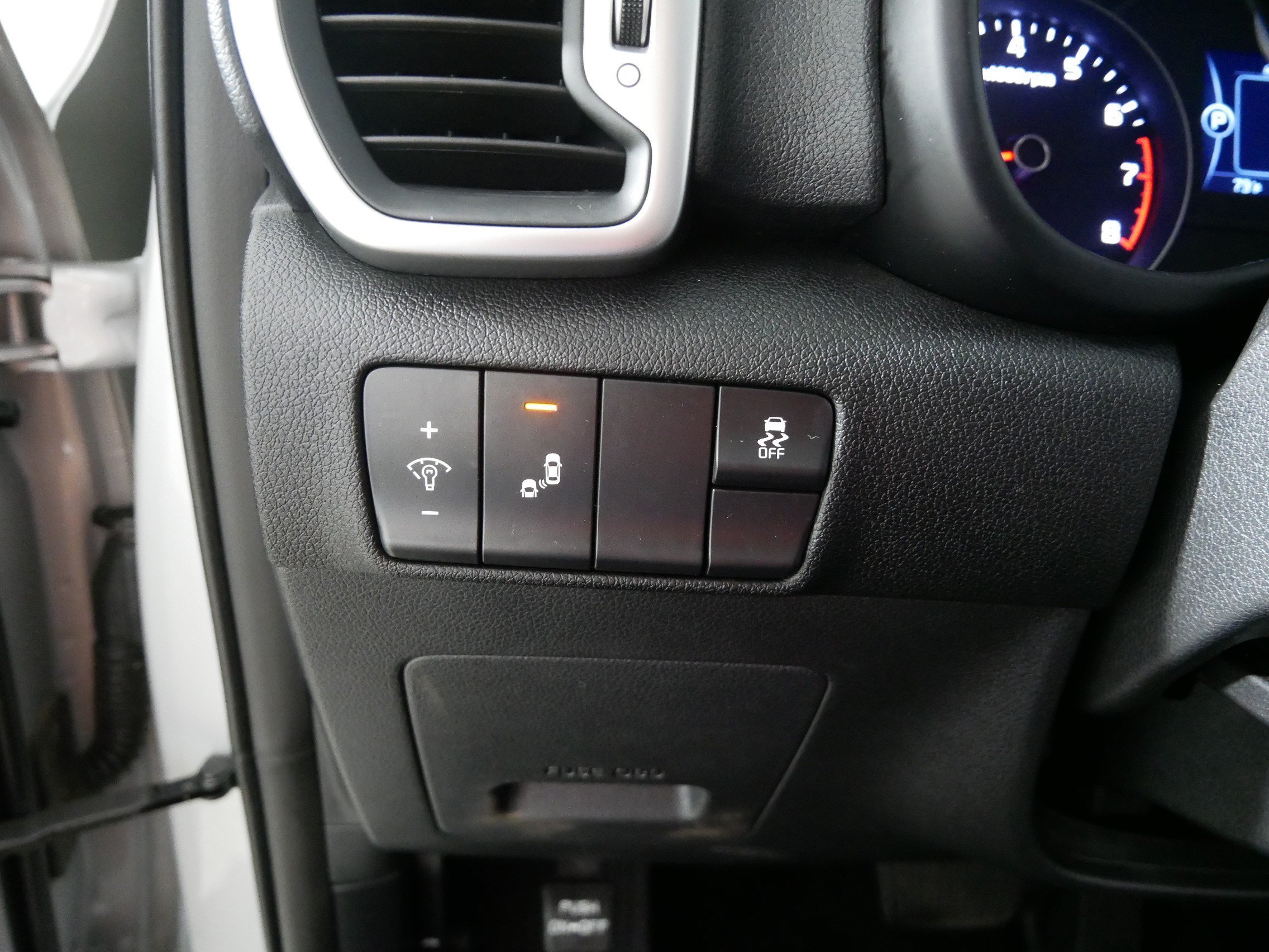 Used 2017 Sparkling Silver Kia EX image 26