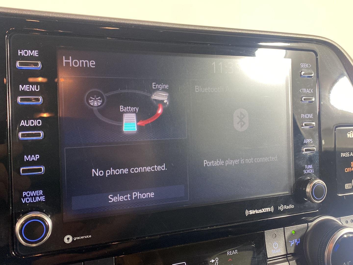 Used 2022 Pearl Toyota XLE image 12