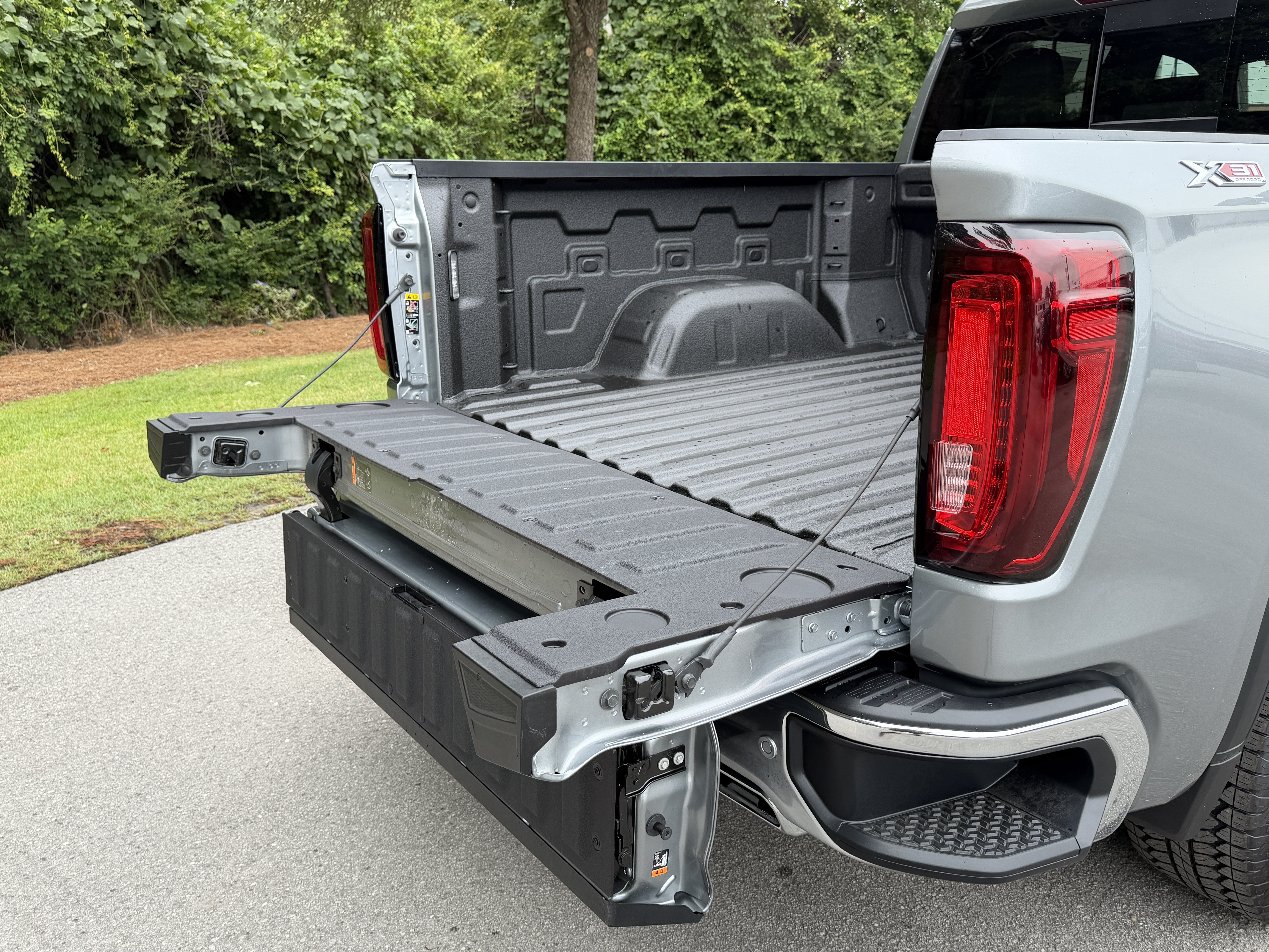 2026 GMC Sierra 1500 SLT - Photo 14