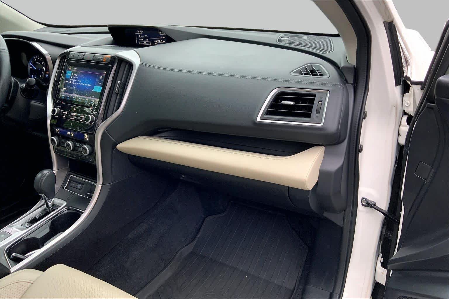Used 2022 Crystal White Pearl Subaru Limited image 18