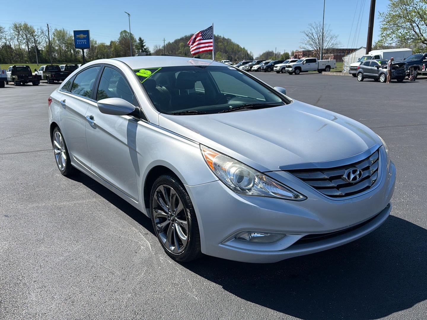 Used 2013 Hyundai Sonata SE with VIN 5NPEC4AC3DH782655 for sale in Corydon, IN