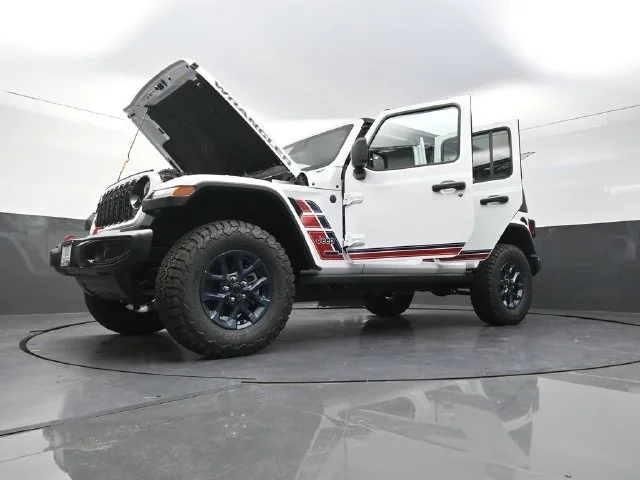 New 2026 Bright White Clearcoat Jeep  image 29
