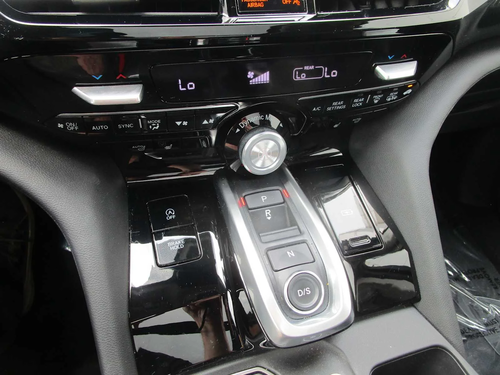Certified Used 2024 Platinum White Pearl Acura  image 22