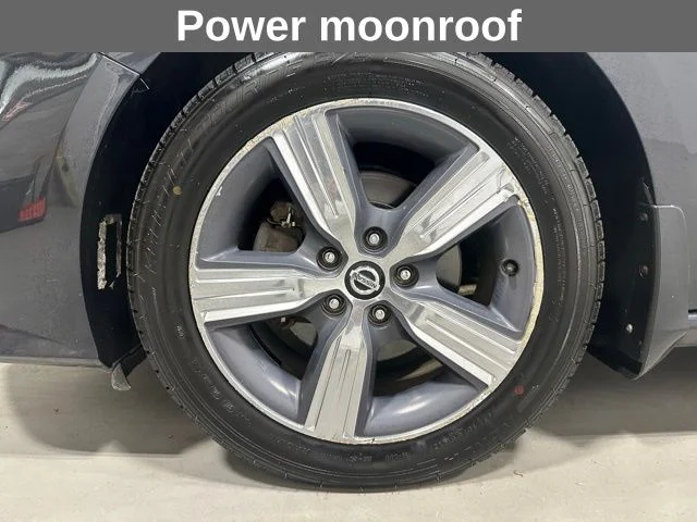 Used 2019 Blue Metallic Nissan 2.5 SV image 25