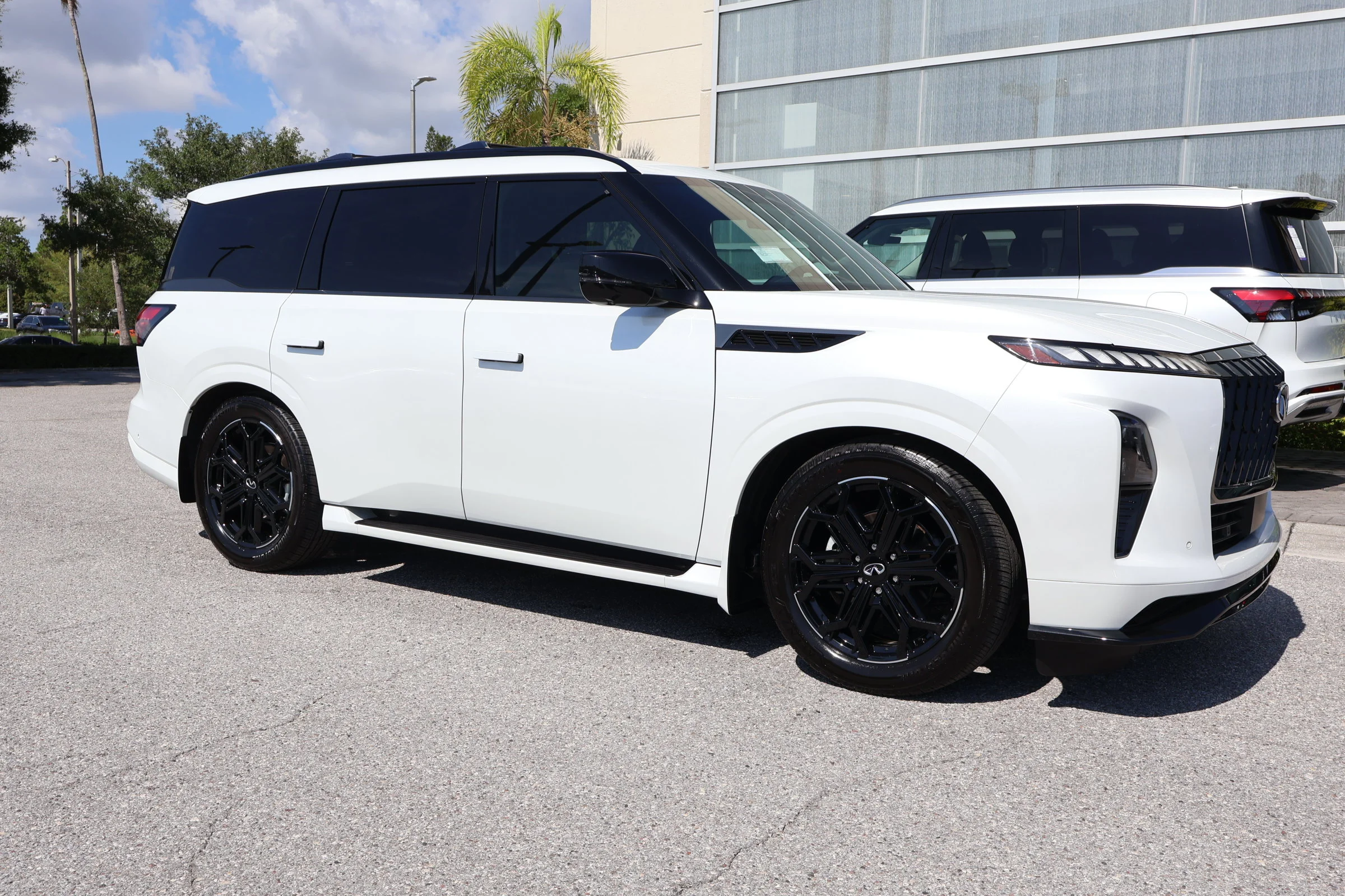2026 INFINITI QX80 Sport - Photo 12